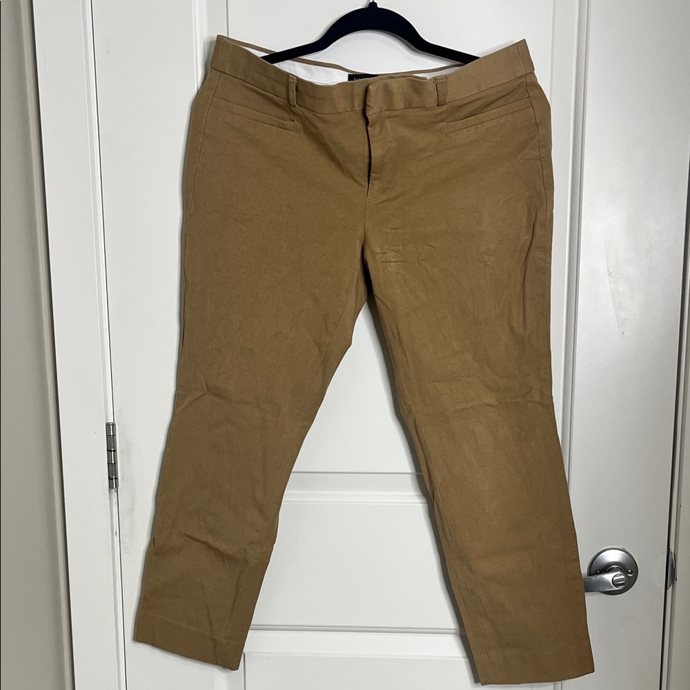 Banana Republic Tan Cropped Pants